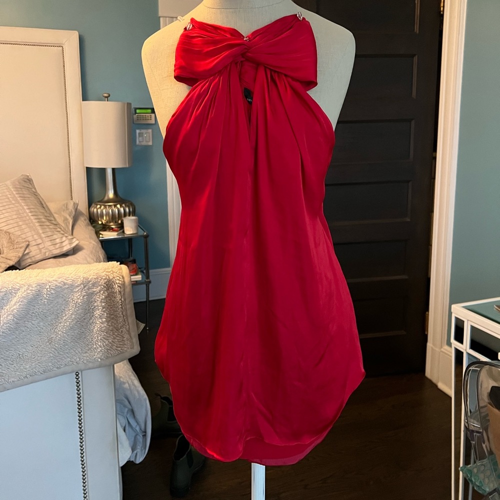 Banana Republic keyhole silk top
